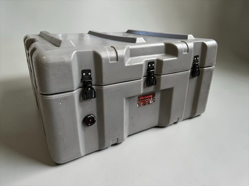 Pelican hardigg pelicase - pelican,